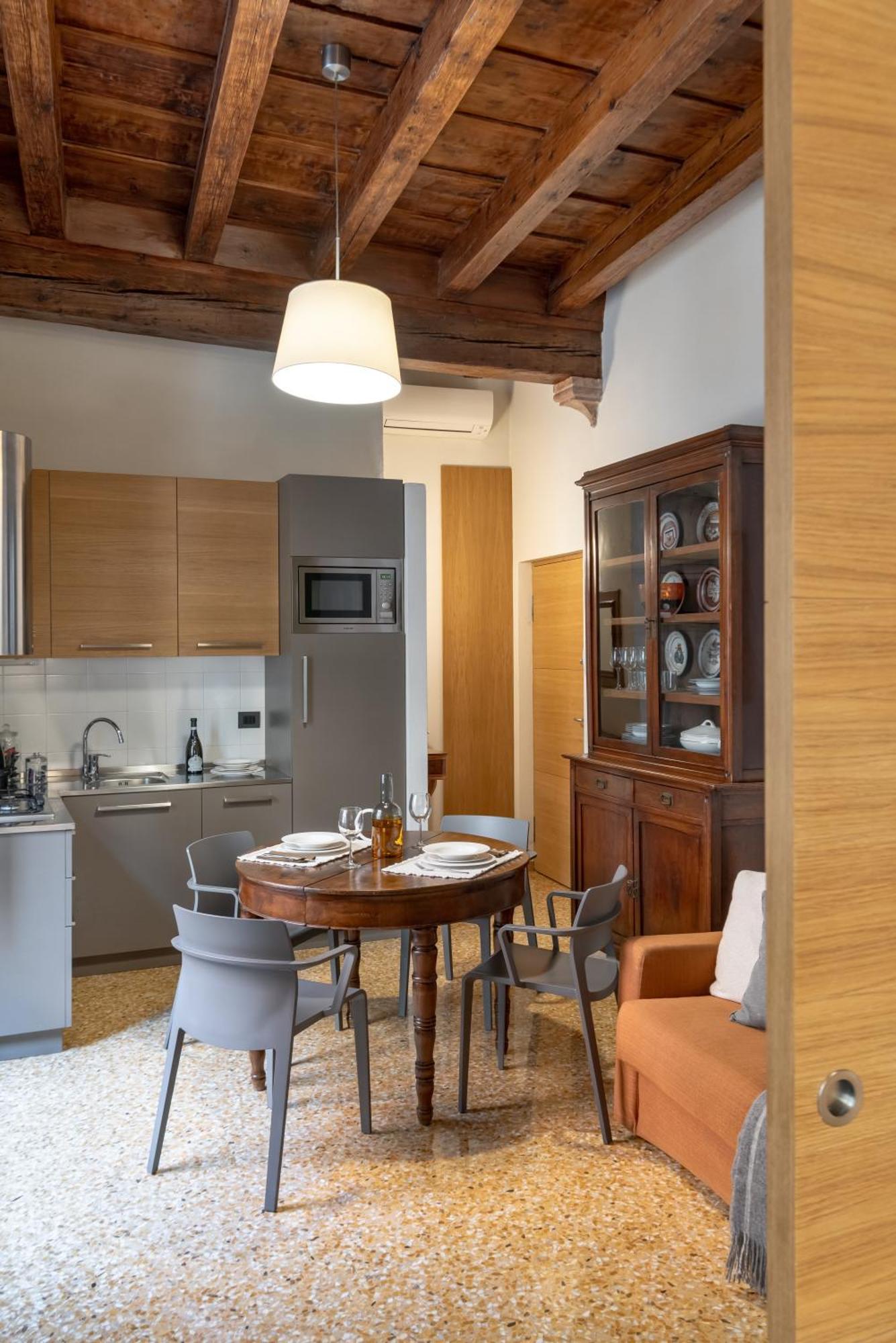 Residenza Roccamaggiore Verona Exterior foto